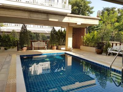 14 Place Sukhumvit Suites - 14