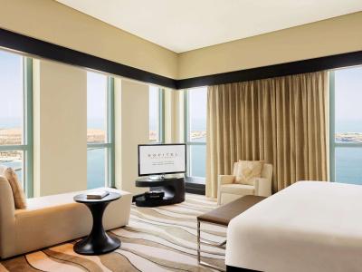 Sofitel Abu Dhabi Corniche - 10