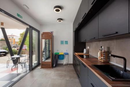 Subtub Hostel Makarska - 17