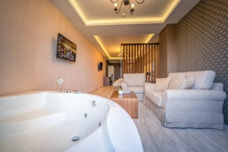 Elegance Luxury Executive Suites - Adults Only - 58