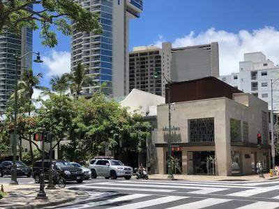 Tropical Studios At Marine Surf Waikiki - Free Parking - Best Location - Full Kitchen - Swimming Pool - 36