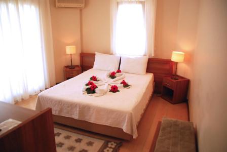 Crescent Hasirci - 0