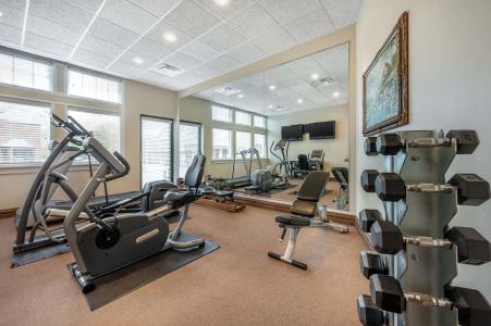 Best Western Premier Mariemont Inn - 14