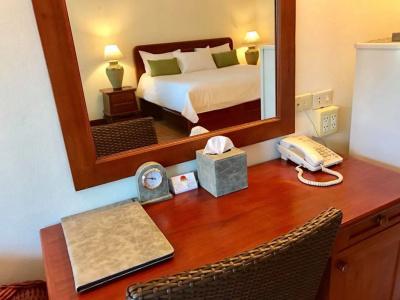 Surin Bay Inn - 3