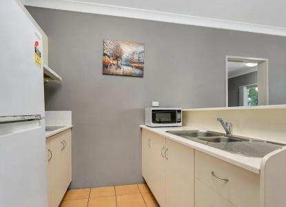 Cairns Reef Apartments & - 58