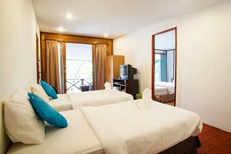 B52 Beach Resort - 27