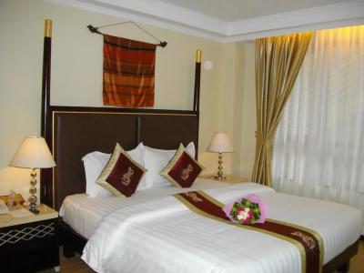 Lux Riverside & Apartment - 77