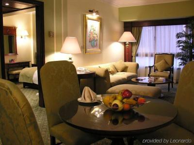 Pyramisa Suites Cairo - 2