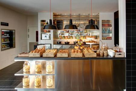 citizenM Paris Charles de Gaulle Airport - 11