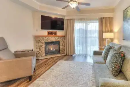 RiverStone Resort & Spa - 155