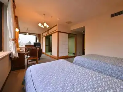Hakuba Royal - 35