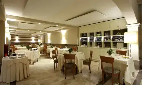 Best Western Grand Guinigi - 18