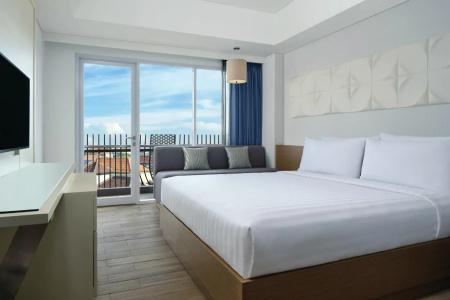 Fairfield by Marriott Bali Kuta Sunset Road - 52