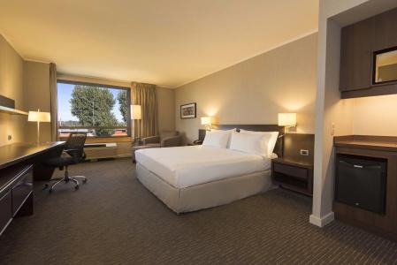 Holiday Inn Express -, An Ihg - 37