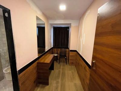 Lucky Bandra - 16
