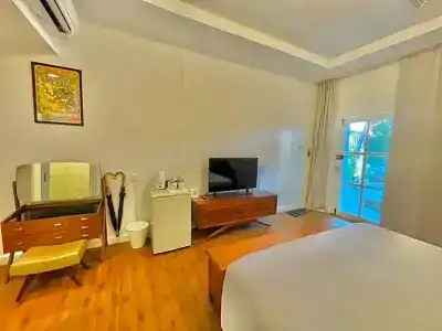 Green Gallery Beach Boutique - 65