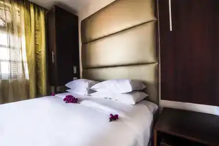 Best Western Plus - 4