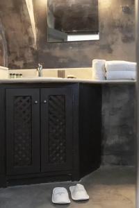 Pearl of Caldera Oia - Boutique by Pearl Collection - 251