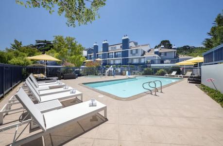 Mariposa Inn and Suites - 32