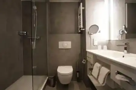 Courtyard by Marriott Hannover Maschsee - 37
