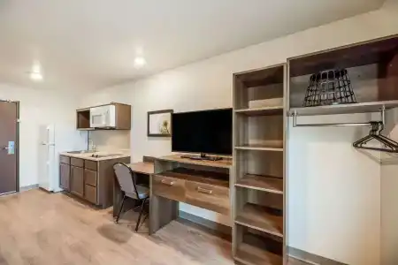 WoodSpring Suites Tucson-South - 13