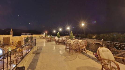 Golden Cave Suites - 17