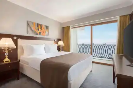 La Quinta by Wyndham Giresun - 70