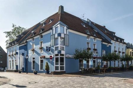 Nibelungen Hof - 0