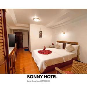 Bonny - 56