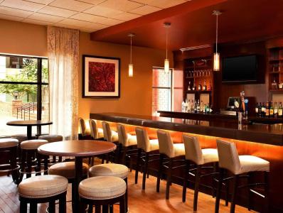 Sheraton Suites Old Town - 26