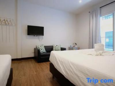Resort v - Mrt Huai Khwang - 108