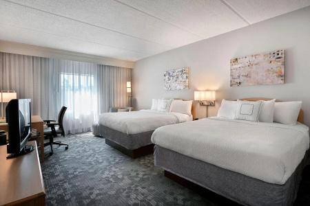 Courtyard by Marriott Broadway - 39