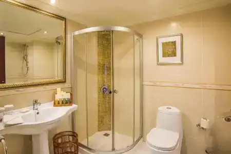 Grand Excelsior - 54