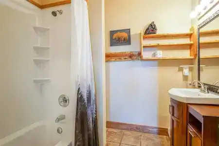 Hemlock Inn - 7
