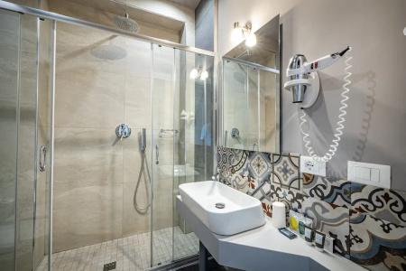 Martelli 6 Suite & - 80