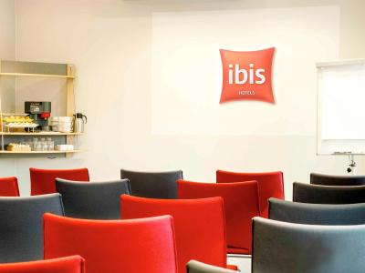 Ibis Warszawa Ostrobramska - 13