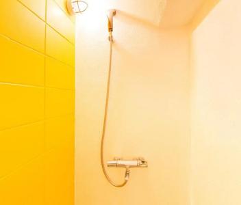 Seawall Hostel - 32