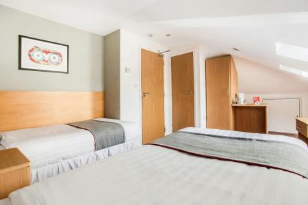 Oyo London Guest House - 47