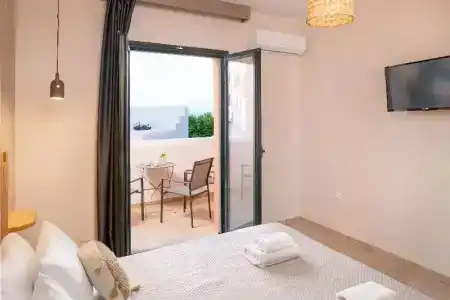 Nisea Samos - 40