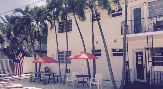 Beach Corner - 17