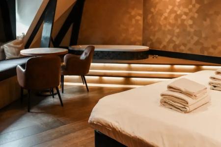 Manzo's Suites - 74
