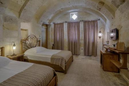 Hera Cave Suites - 96