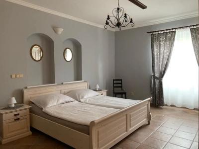 Pension Amadeus & - 134