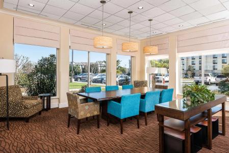 Hilton Garden Inn - 23
