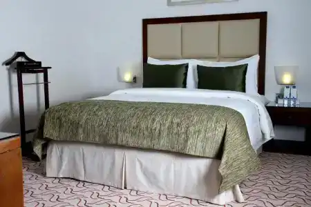 Samaya Deira - 72