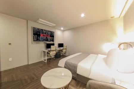 Browndot Sasang Renecite - 109