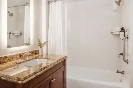 Marriott Lakeshore Reserve - 49
