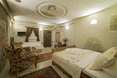 Safran Cave - 117