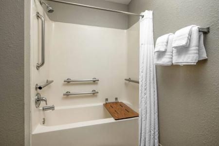 Baymont by Wyndham Pooler/Savannah - 11