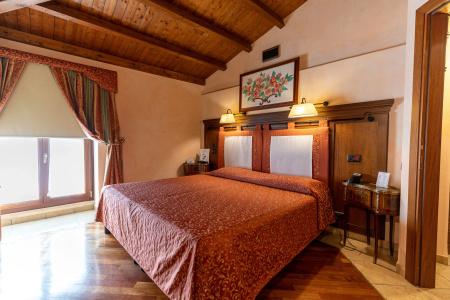 Relais Abbazia Santa Anastasia & Winery - 3